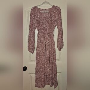 Light Pink/Mauve Elegant Floral Long Sleeve Dress, Size L